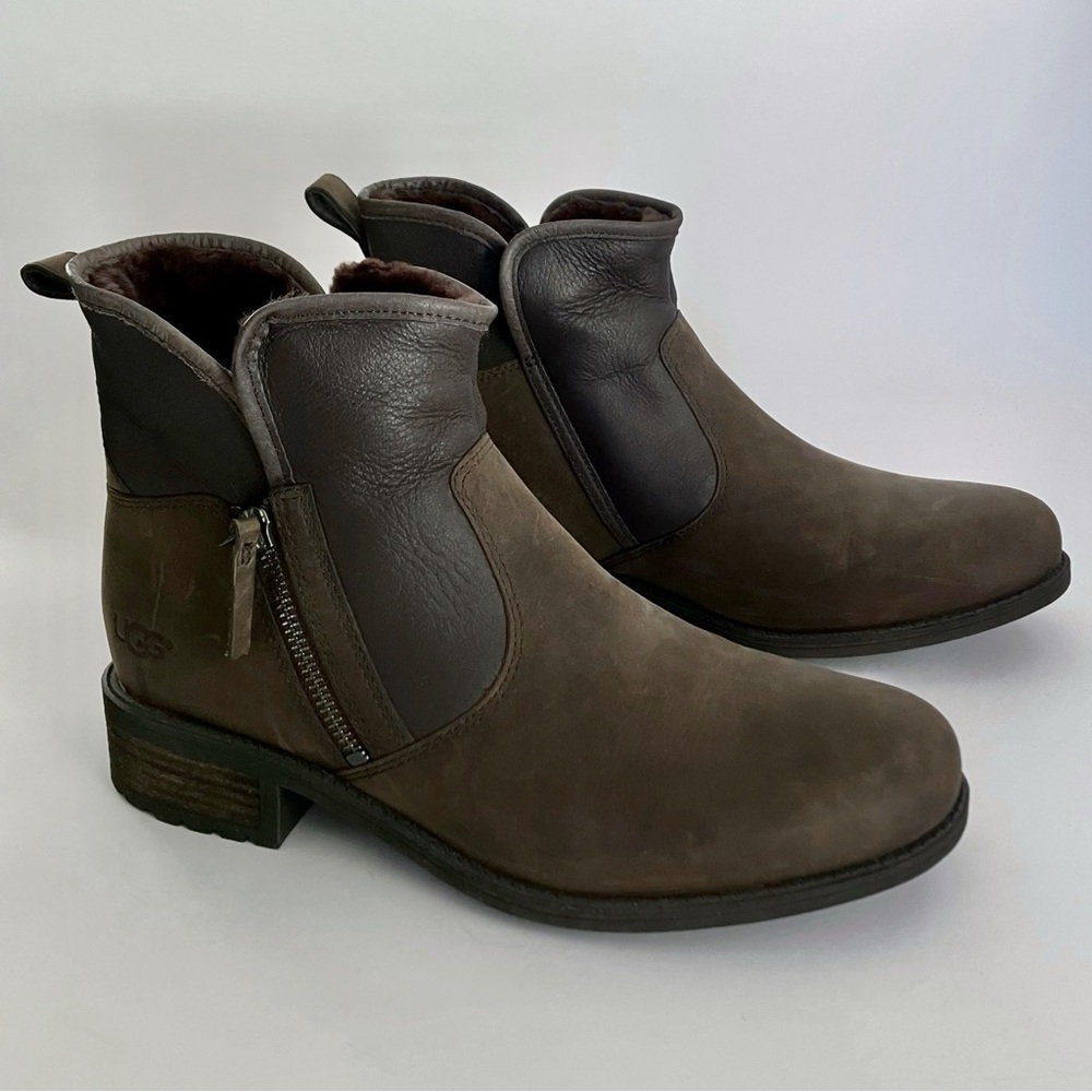 New UGG LAVELLE ANKLE BOOT Stout Brown Leather Chelsea Boot Size 9.5 NWOT $78